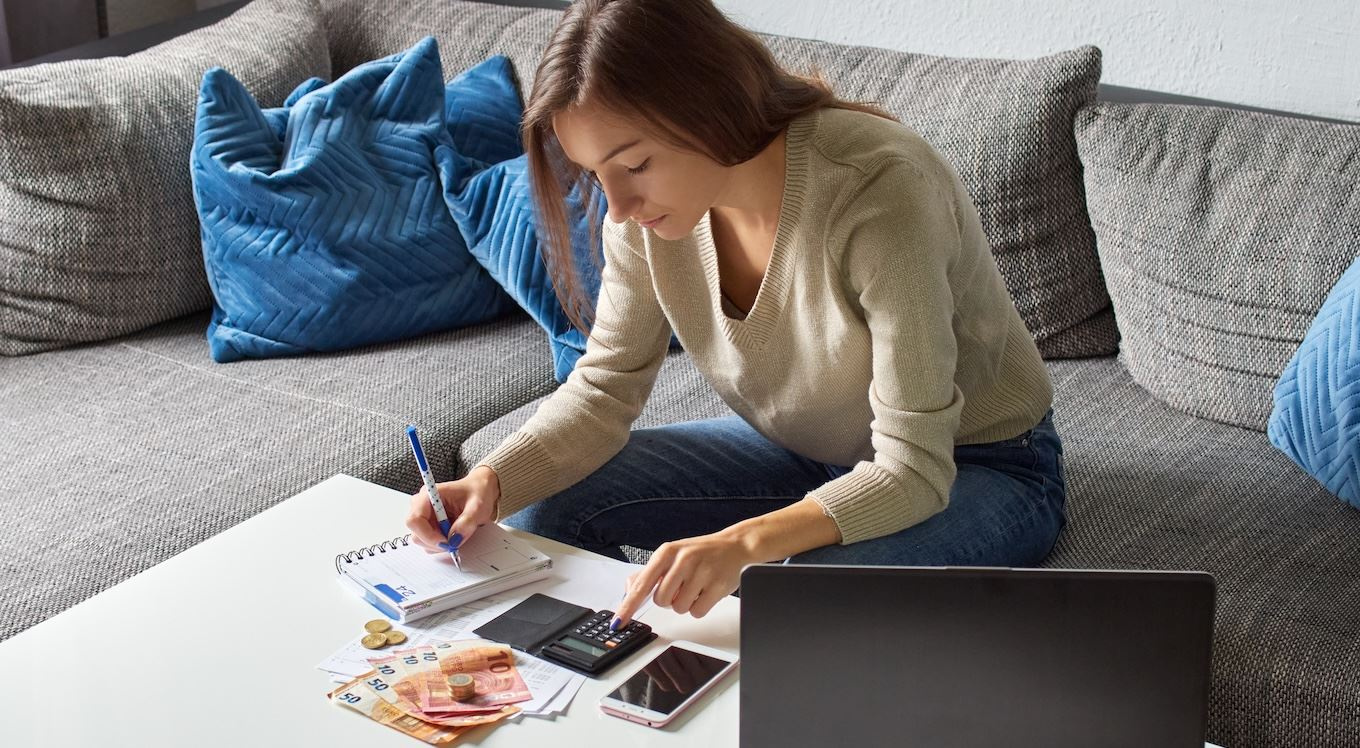 Živnostníkom hrozia astronomické pokuty. Nepomôže im ani účtovníčka