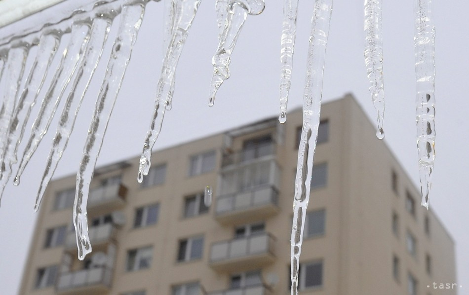 Škody z mrazov poisťovňa nepreplatí, ak majiteľ nehnuteľnosť zanedbal