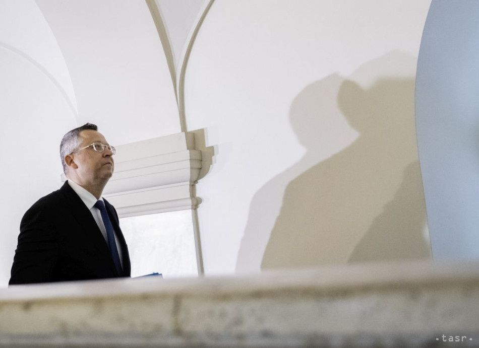 Opäť upozorňujú na podvodné videá zneužívajúce identitu L. Kamenického