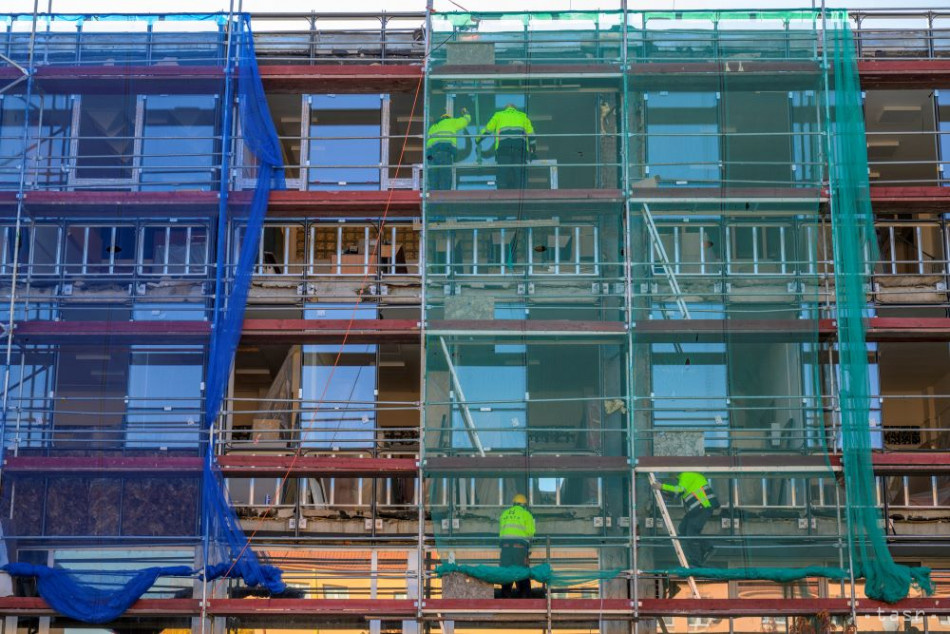 V Holandsku výdavky na obranu budú súťažiť s rozvojom stavebníctva