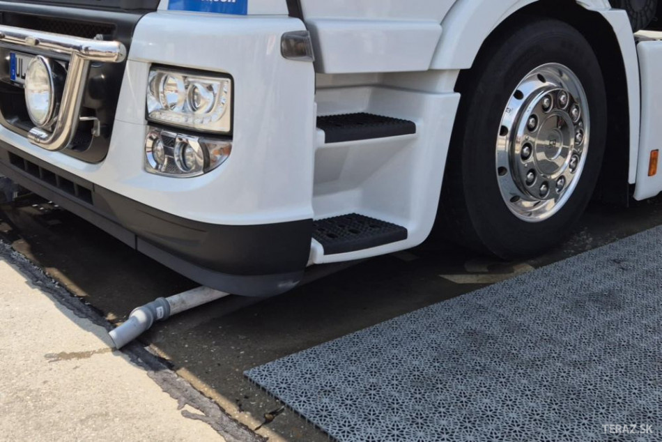 Autodopravcovia strácajú konkurencieschopnosť, vodičov udržia ťažšie