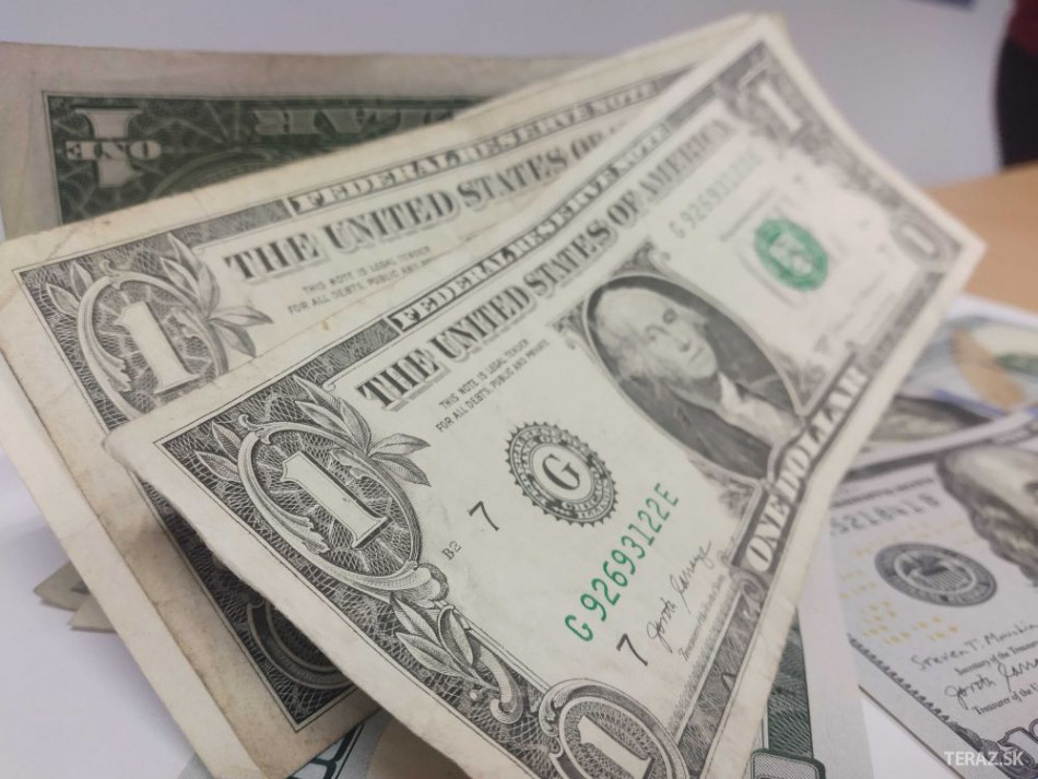 Zisk švajčiarskej banky UBS vzrástol v roku 2025 o viac než polovicu