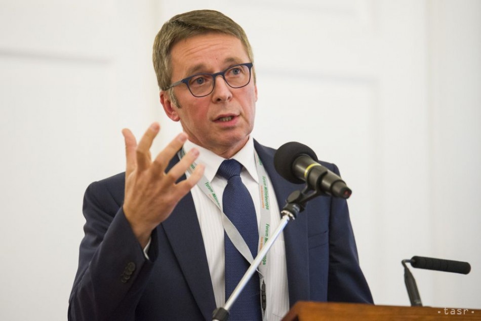 Mikloš: Rast dôvery v kryptomeny súvisí s nedôverou v nekryté peniaze