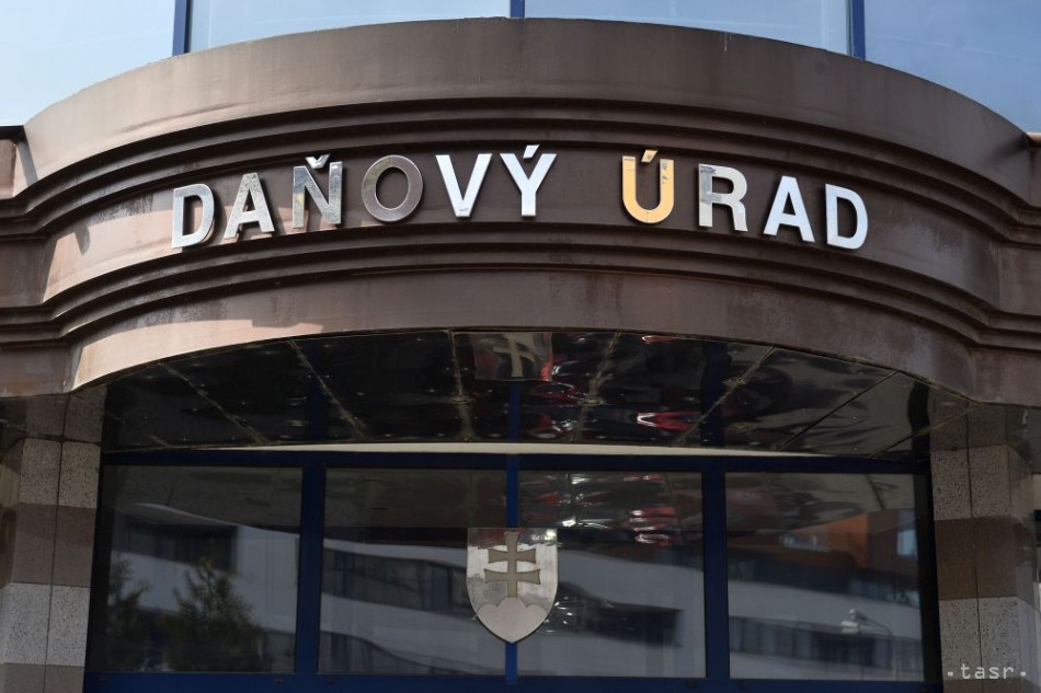 Na podanie odloženého daňového priznania zostávajú necelé dva týždne