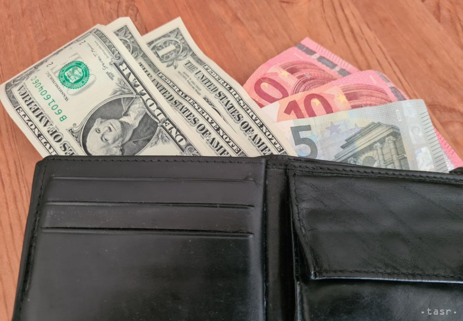 Prieskum: Finančné správanie Slovákov ovplyvňujú už prežité stereotypy