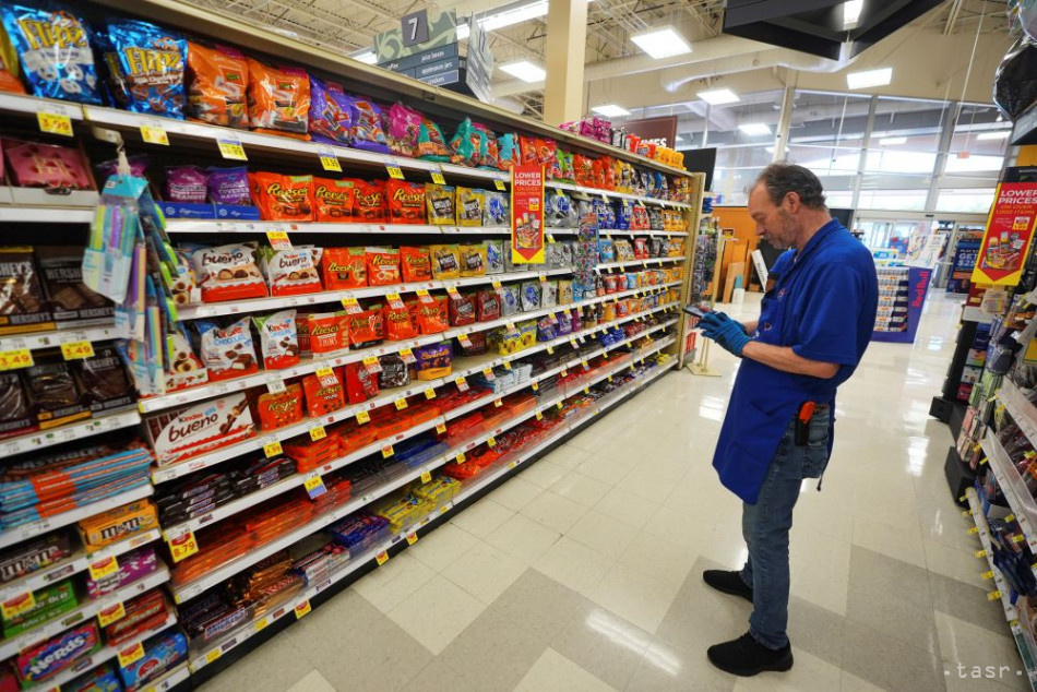 Fed znížil kľúčový úrok o 25 bodov na 4 % až 4,25 %