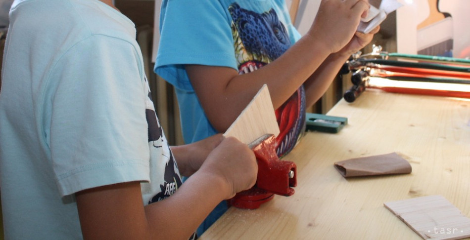 Poľský návrh daňovej úľavy pre rodičov zatiaľ neplatí