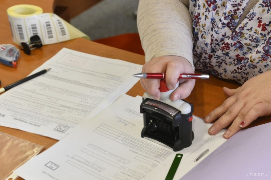 Finančná správa zaznamenala pokles počtu daňových priznaní