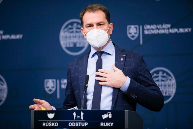 Matovič pre vyššie prídavky na deti prepustí tisíce ľudí, Smer-SD ho viní z predvolebnej kampane na úkor miest