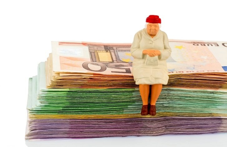 Ďalšia banka mení cenník. Aké novinky začnú platiť v januári?