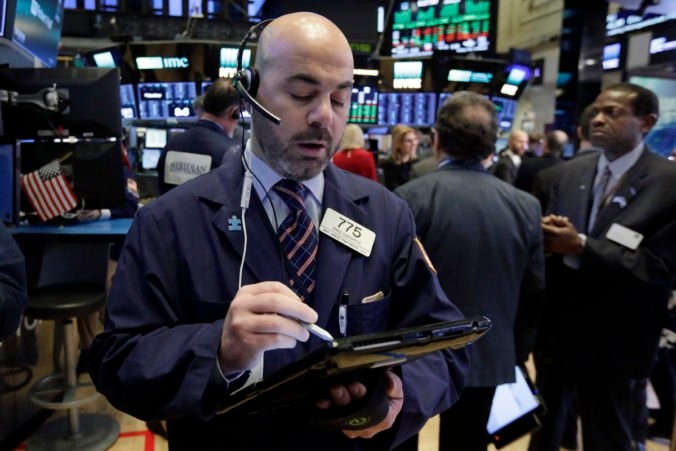 Americkému akciovému trhu sa darilo, veľké technologické spoločnosti sa zotavili po prepade