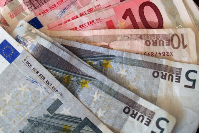 Na Slovensku zadržali vlani viac ako tisíc falzifikátov eurových bankoviek, falšovali sa aj mince