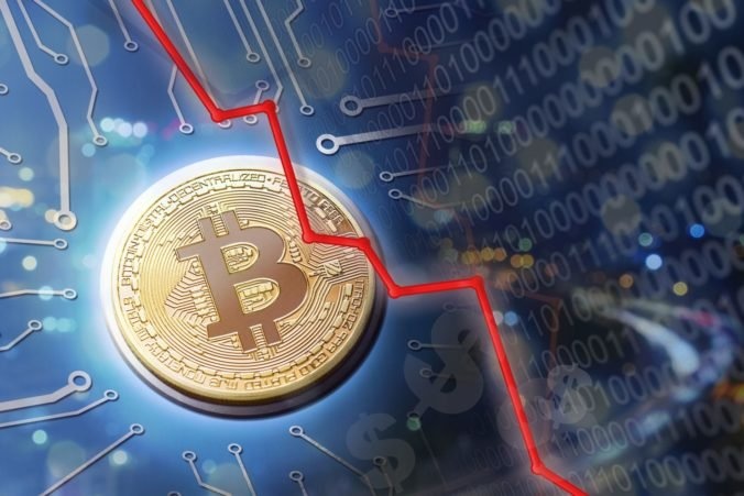 Bitcoin a ďalšie kryptomeny sa prepadávajú, trhy znepokojila kríza developerskej spoločnosti Evergrande