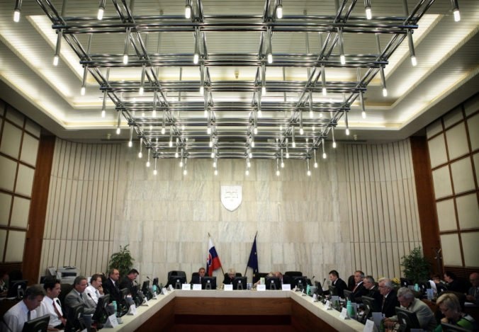 Tripartita sa stretla na prvom tohtoročnom rokovaní, prebrala návrh opatrení „Daňovej revolúcie“