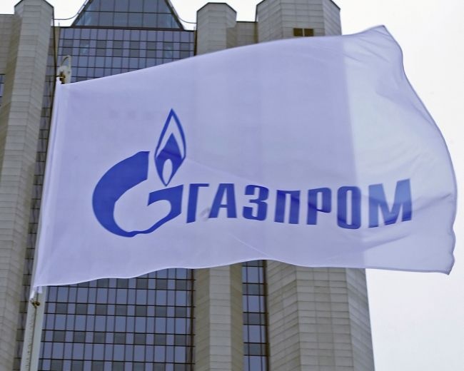 Očakávania tvrdých sankcií zrazili akcie veľkých ruských firiem, Gazprom či Sberbank sa prepadli o desiatky percent