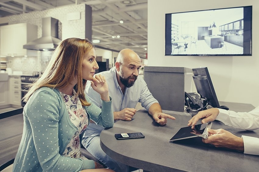 Pôžička z nebankovky: prečo sa (ne)oplatí a čo je výhodnejšia alternatíva?